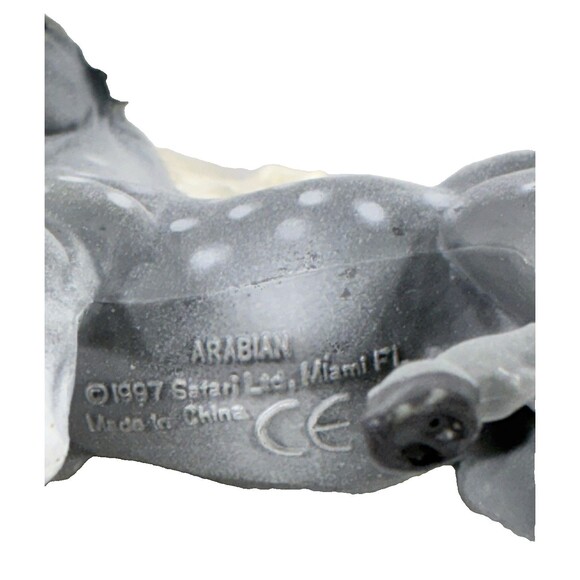 Vintage 1997 Safari Arabian Horse Stallion Grey & White Toy Figure - Picture 5 of 7